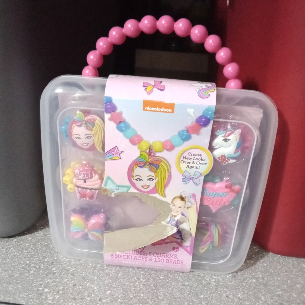 Nickelodeon Jojo Siwa Necklace Activity Kit - Picture 2 of 2